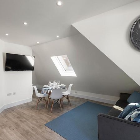 Flat 5 - Star London Vivian Lane 2-Bed Residence The Hyde Eksteriør billede